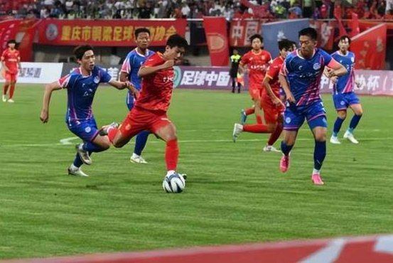 中超-肯帕努兜射制胜 重庆铜梁龙1-0送青岛海牛三连败