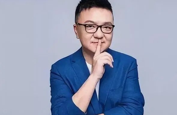 劝董路放下流量执念，扎根体系才是真青训
